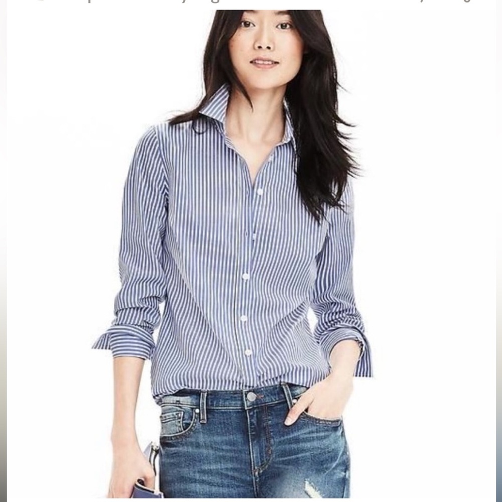 NWT Banana Republic Women’s Shirt 😻